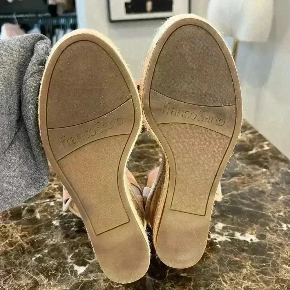 Franco Sarto Shoes: Franco Sarto Quintana Suede Espadrilles Peach Size 7.5M